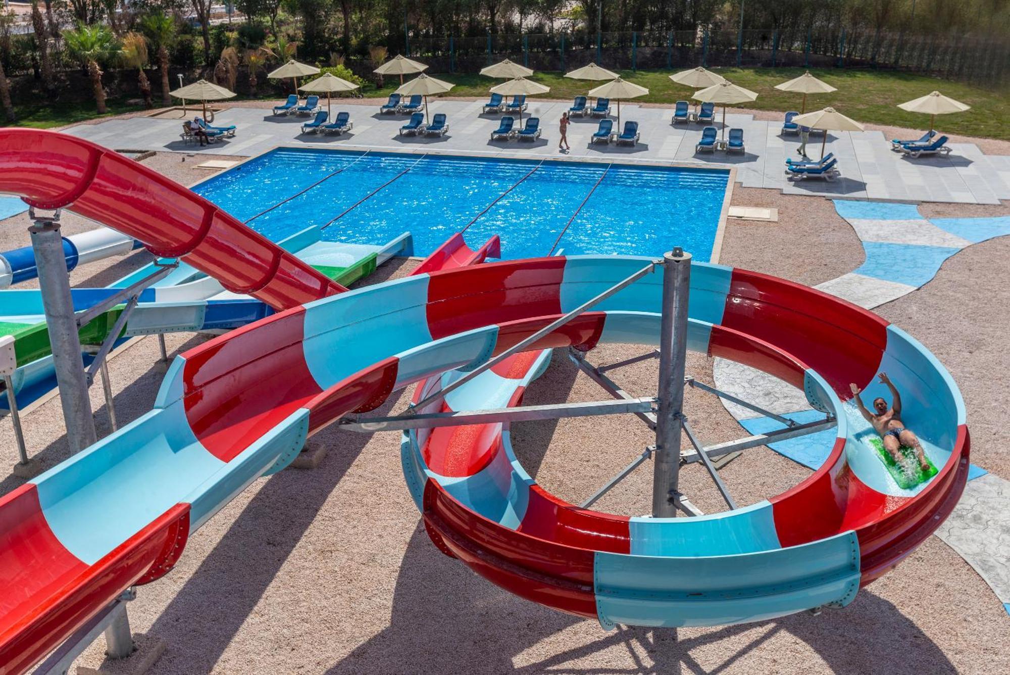 Xperience Kiroseiz Aquapark Premier-Naama Bay Hotel Sharm el-Sheikh Exterior photo Aqua Park